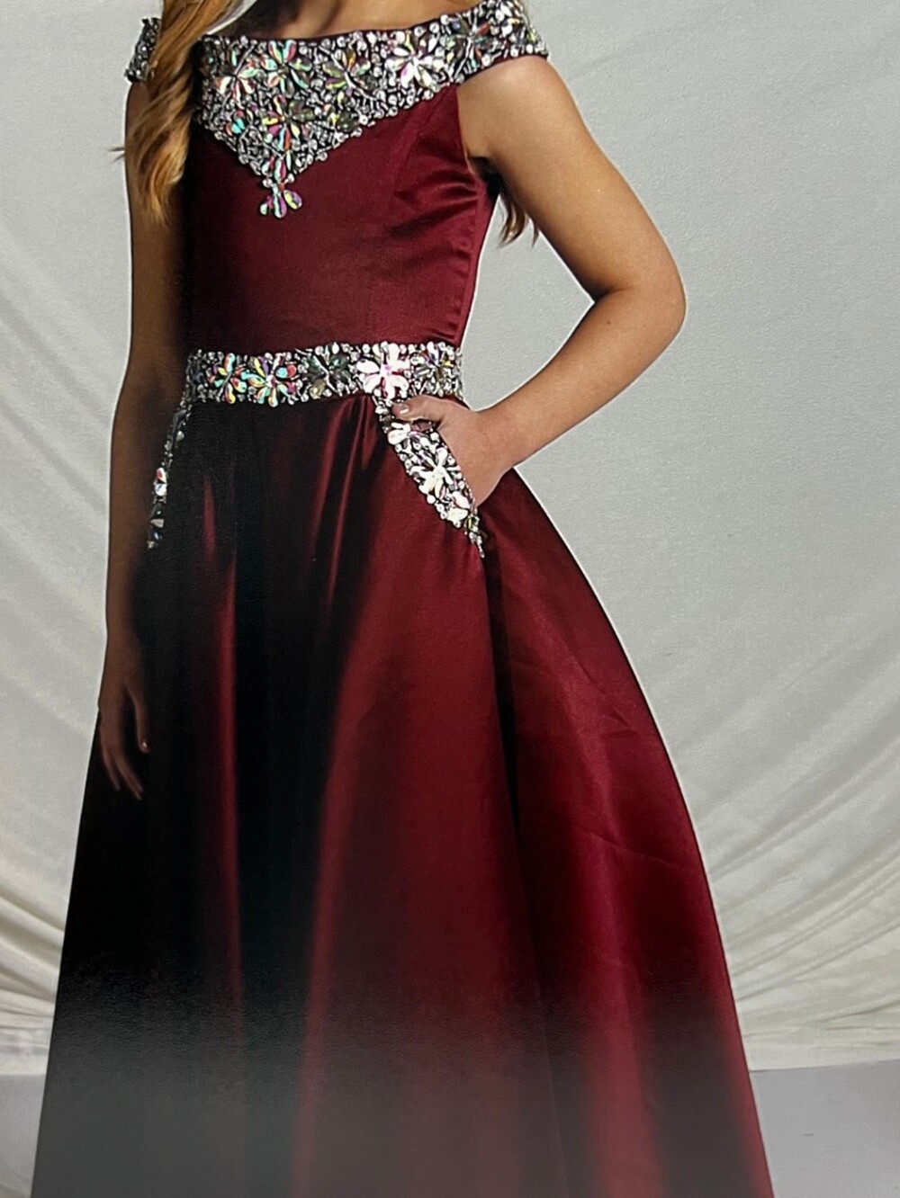 Girls Boutique Pageant Dress Size 8  Burgundy Satin Gemstone Embellished Pockets